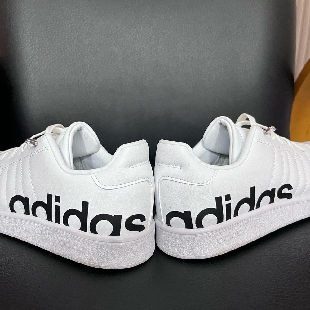 Adidas shoes - Picture 2 of 2